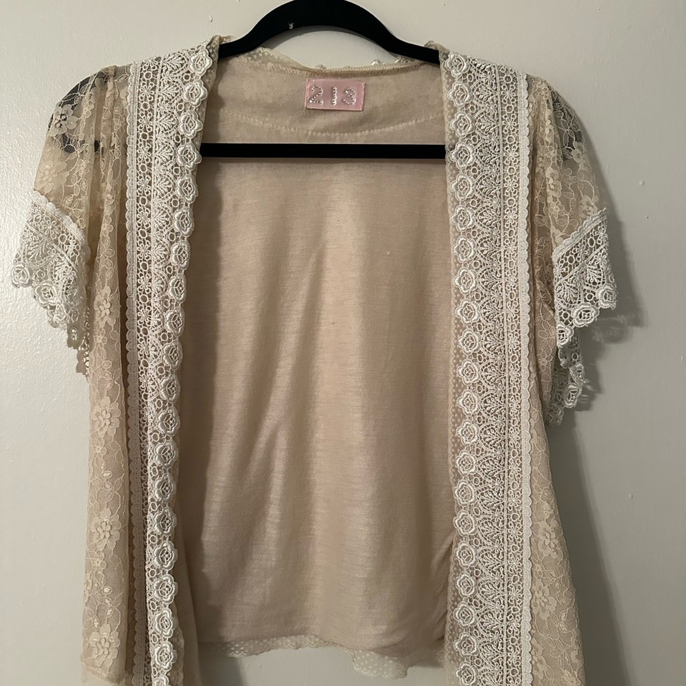 Elegant Cream Lace Cardigan
